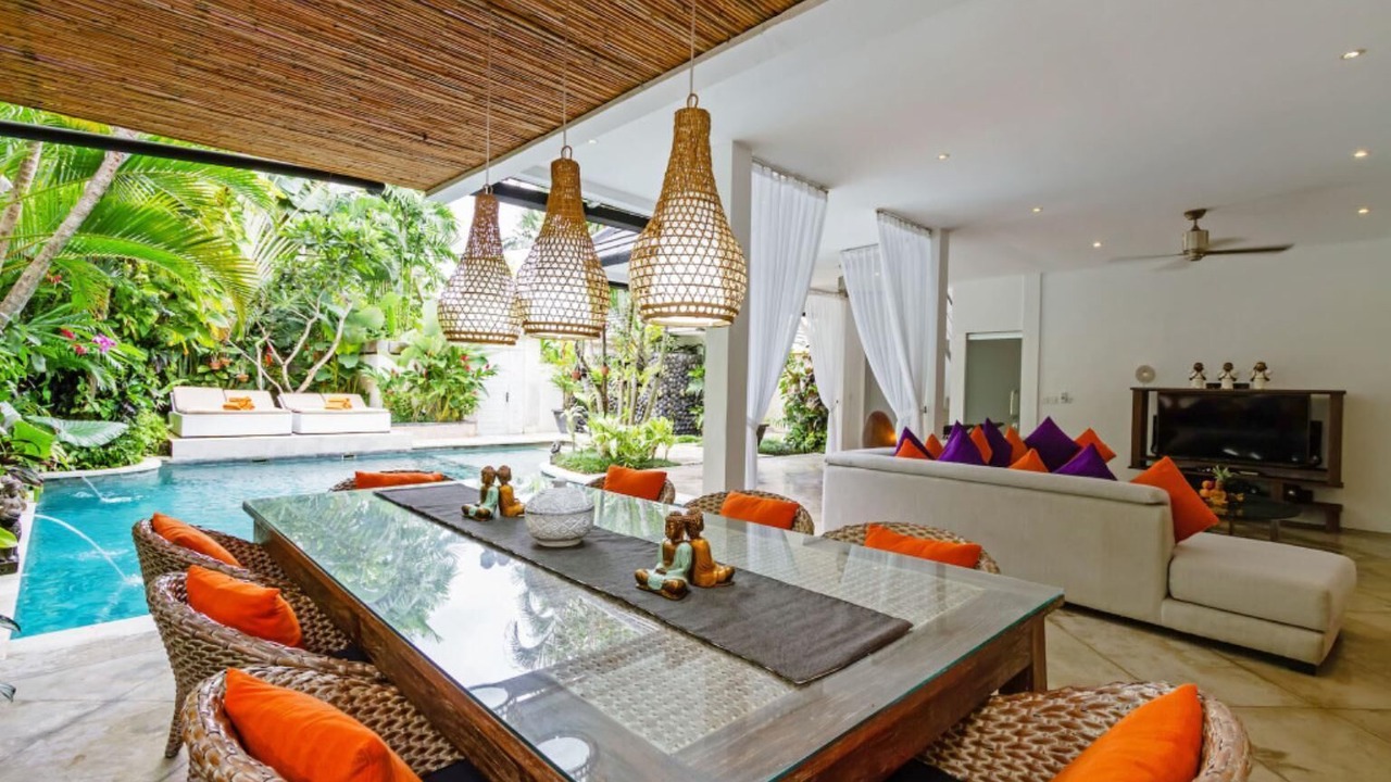 Photo of Others in Sunset Road