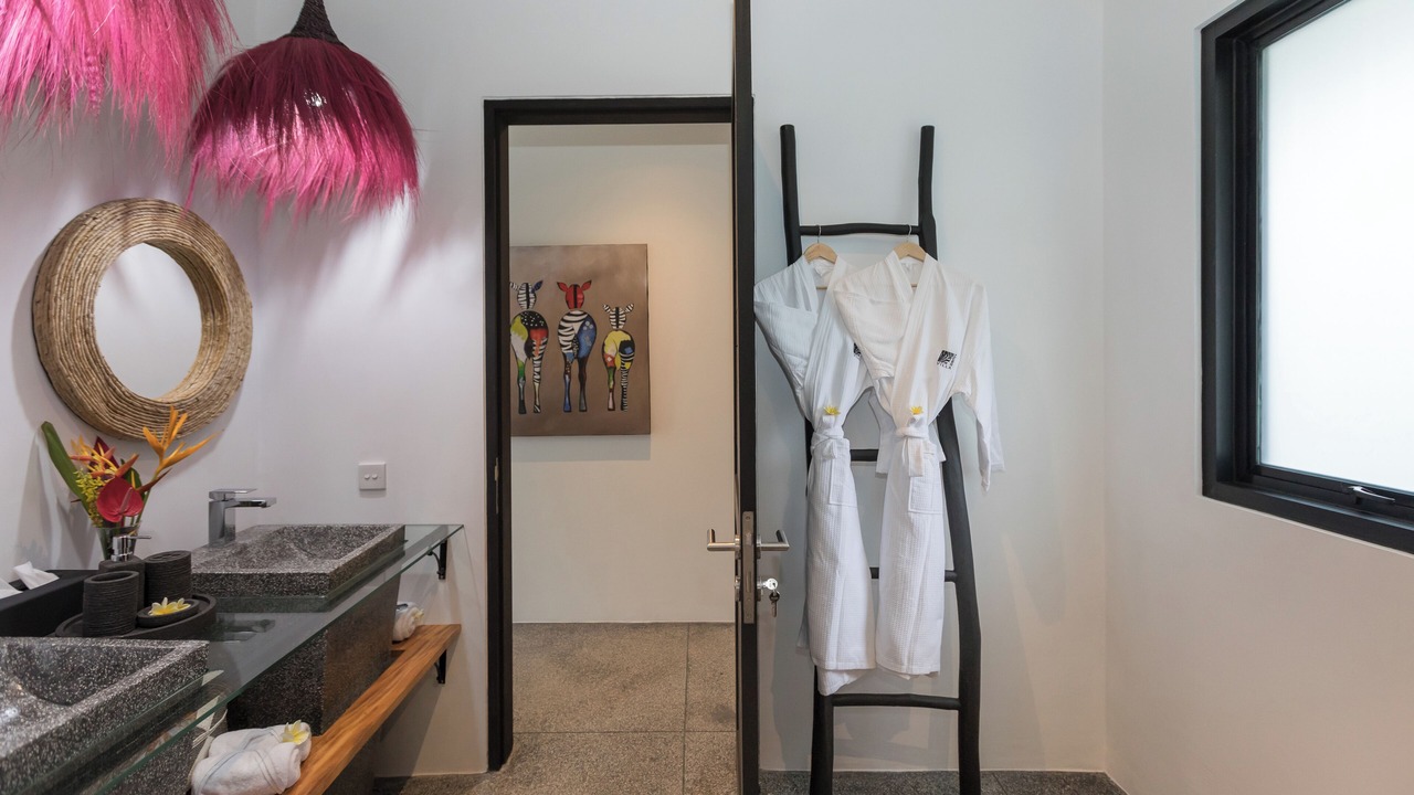 Photo of Bathroom in Petulu