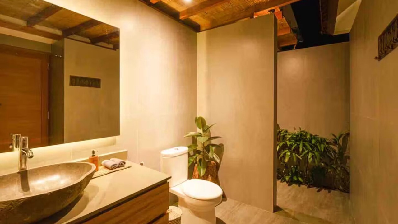 Photo of Bathroom in Lodtunduh