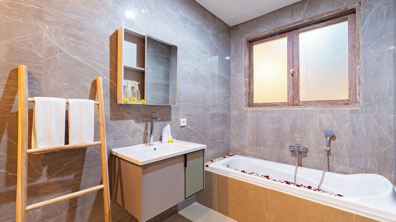 Photo of Bathroom in By Pass Ngurah Rai