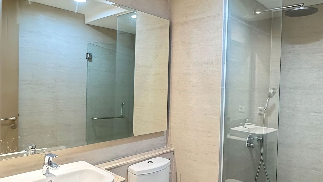 Photo of Bathroom in Pantai Indah Kapuk