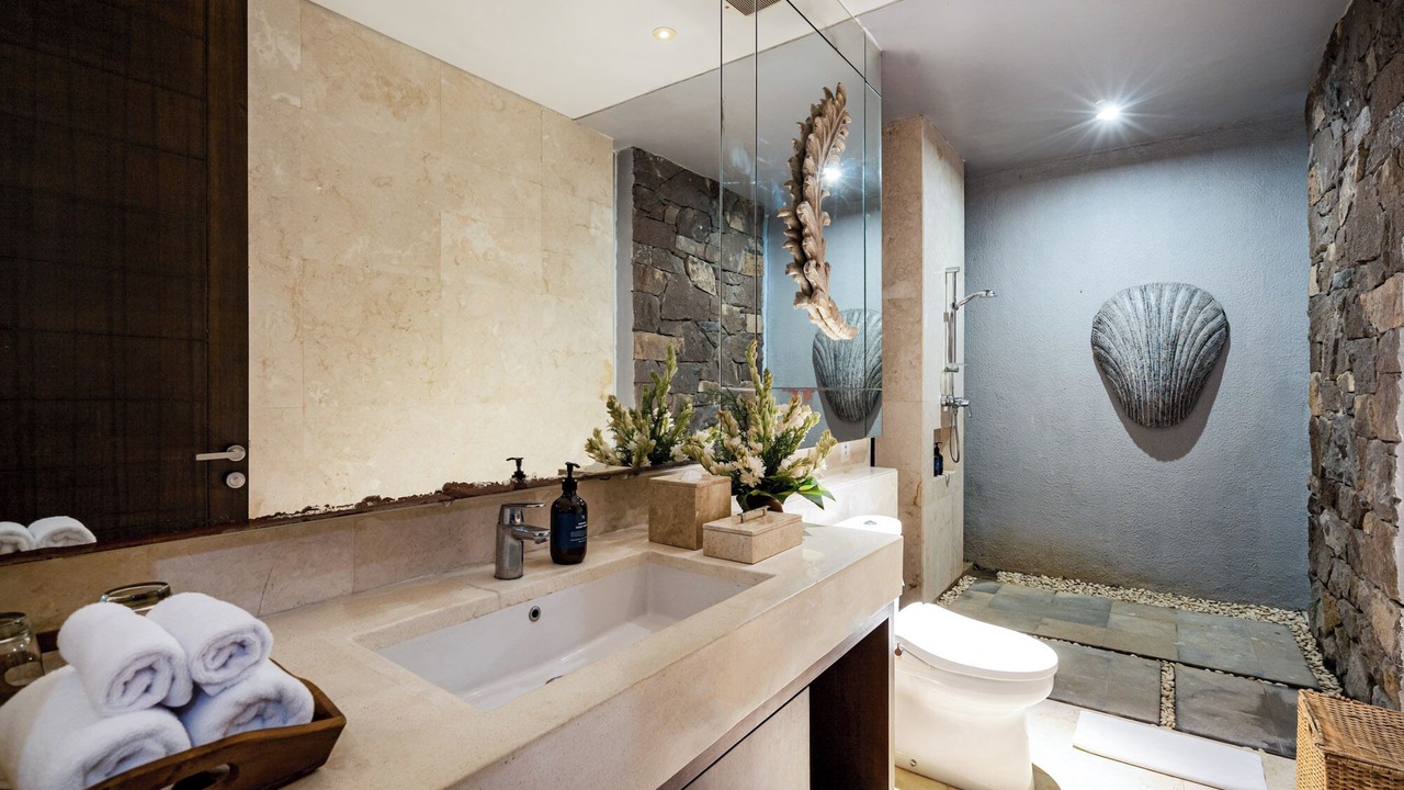 Photo of Bathroom in Kampial