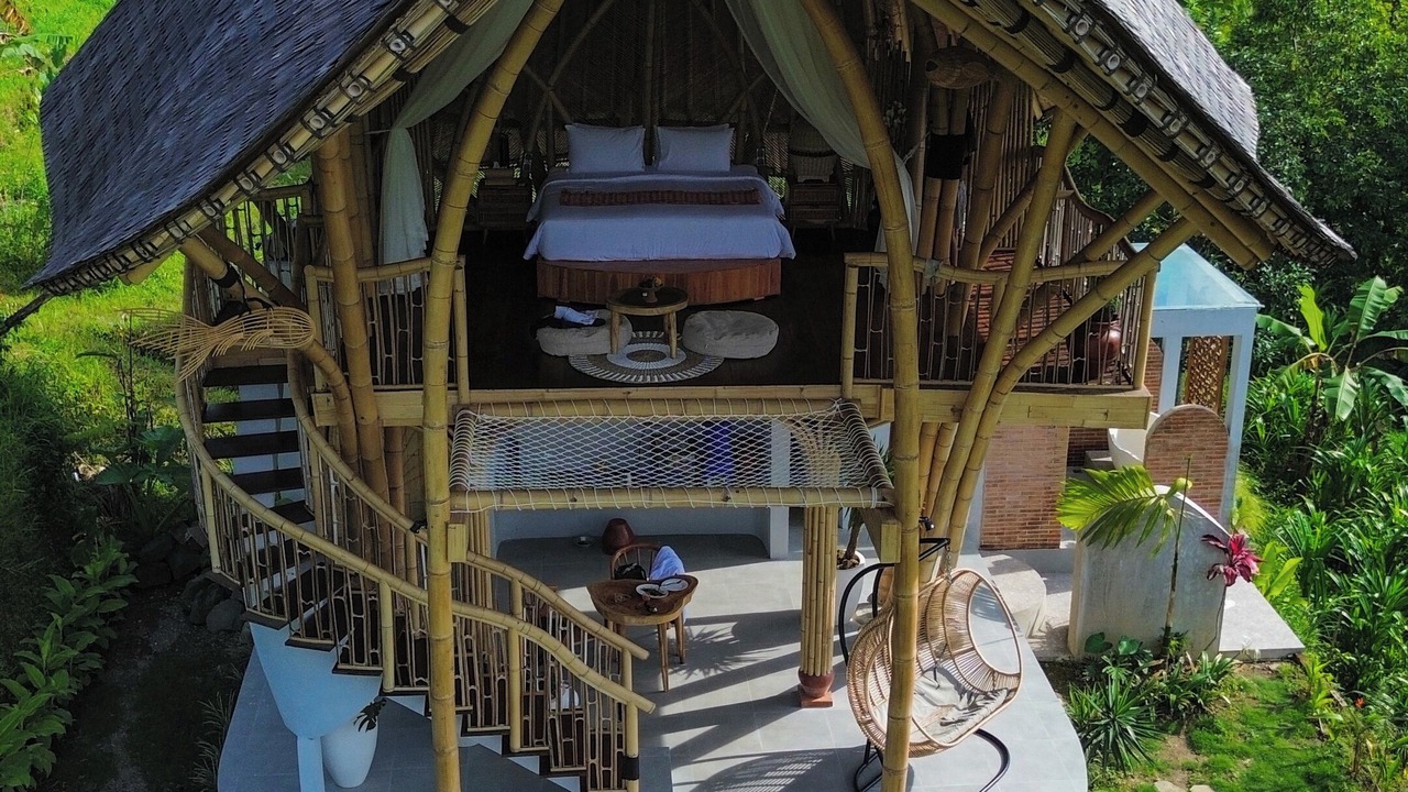 Photo of Outdoor in Selat