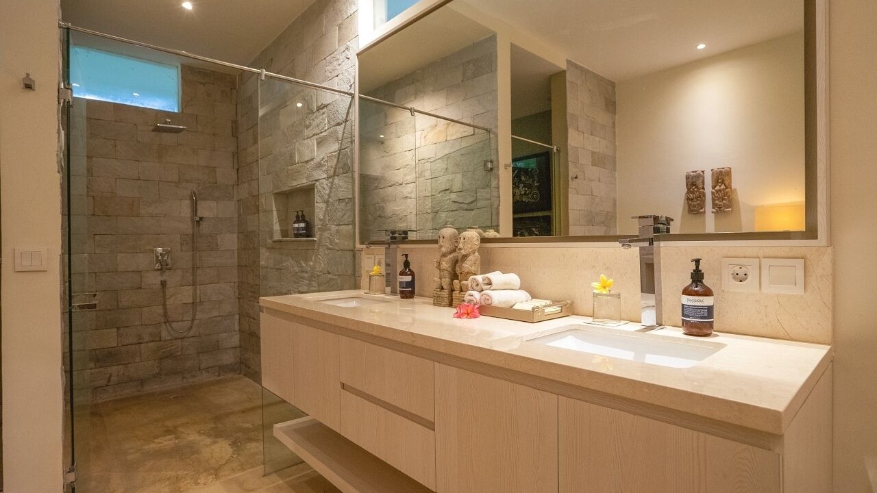 Photo of Bathroom in Cemagi