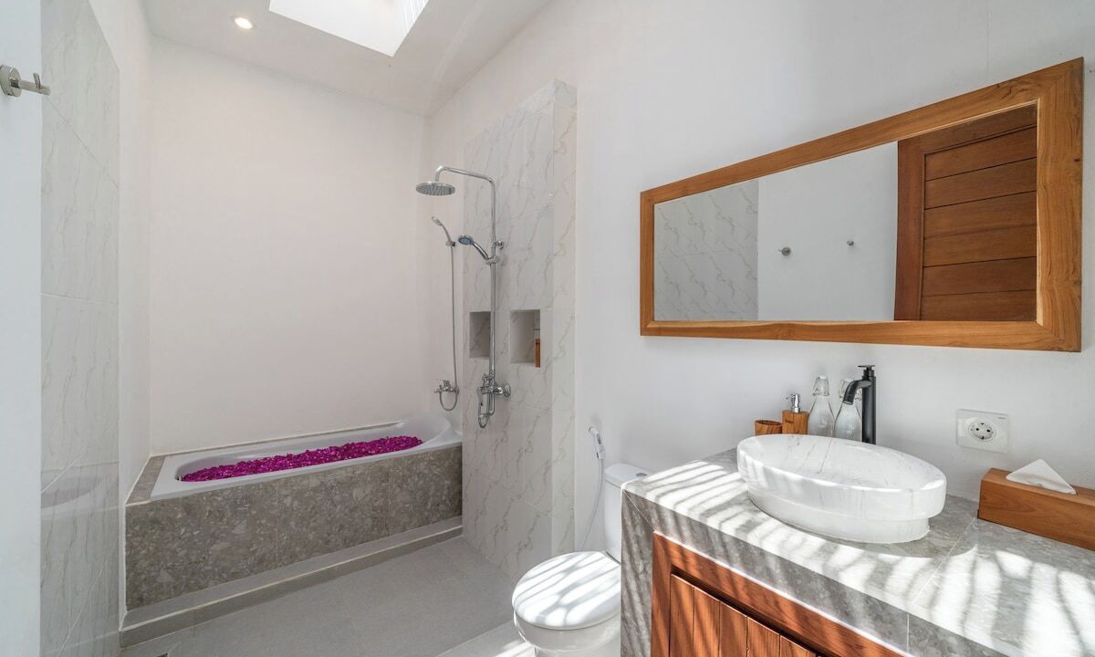 Photo of Bathroom in Pererenan