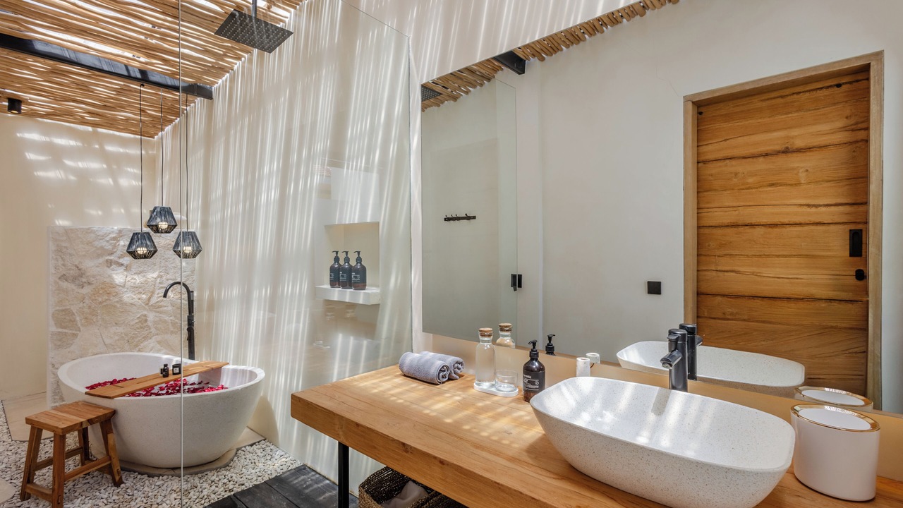 Photo of Bathroom in Uluwatu