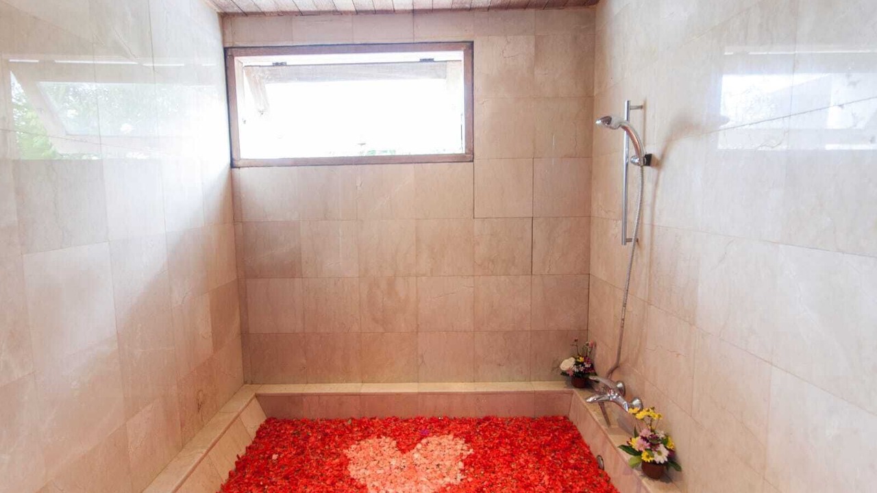 Photo of Bathroom in Lodtunduh