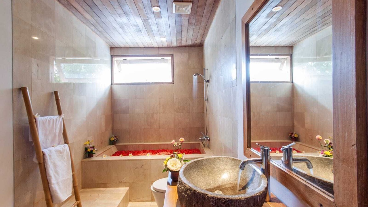 Photo of Bathroom in Lodtunduh