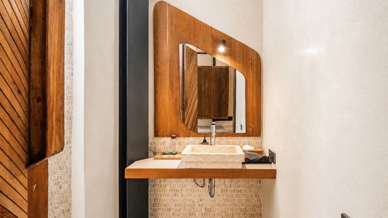 Photo of Bathroom in Pererenan