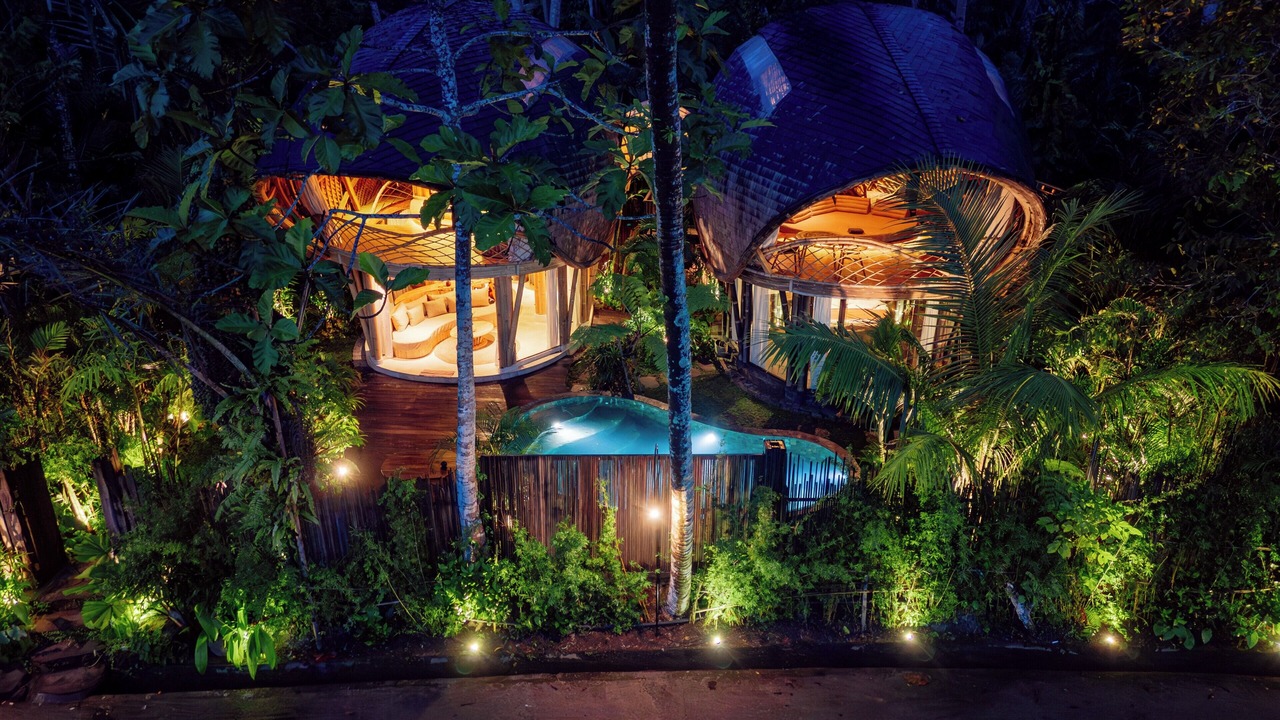 Photo of Outdoor in Selat