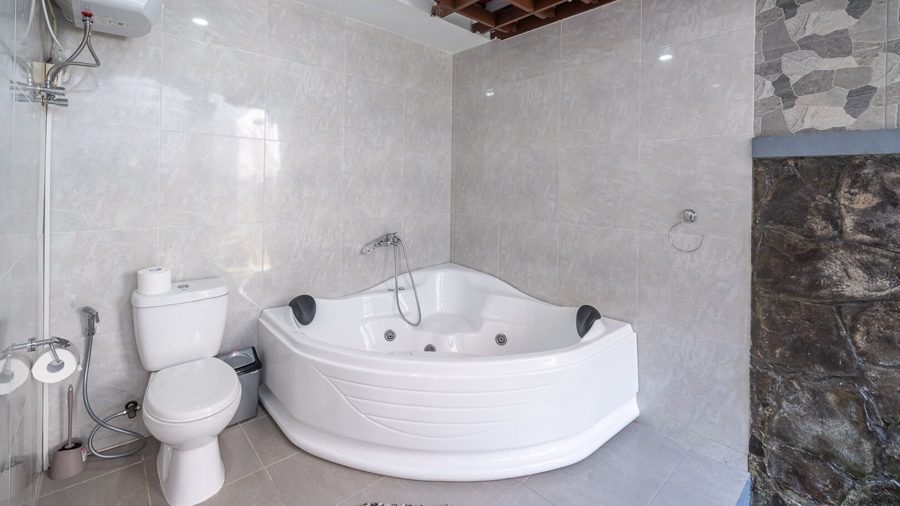 Photo of Bathroom in Renon