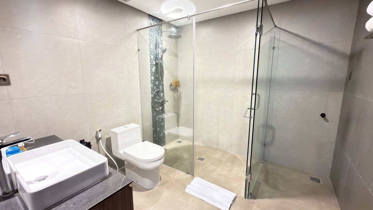 Photo of Bathroom in Mumbul