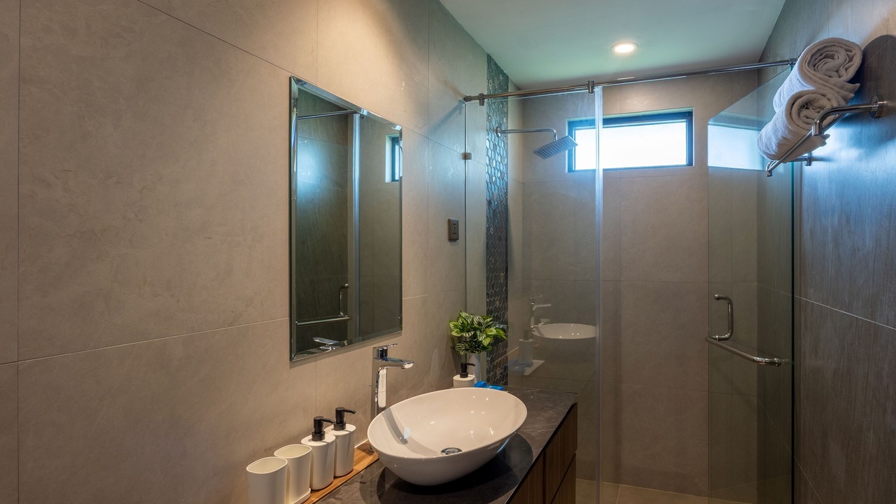 Photo of Bathroom in Mumbul