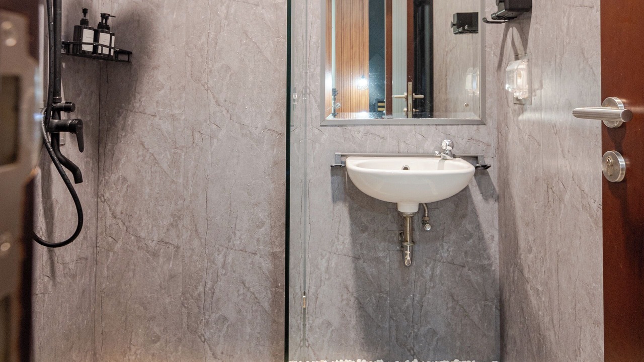 Photo of Bathroom in Pagedangan