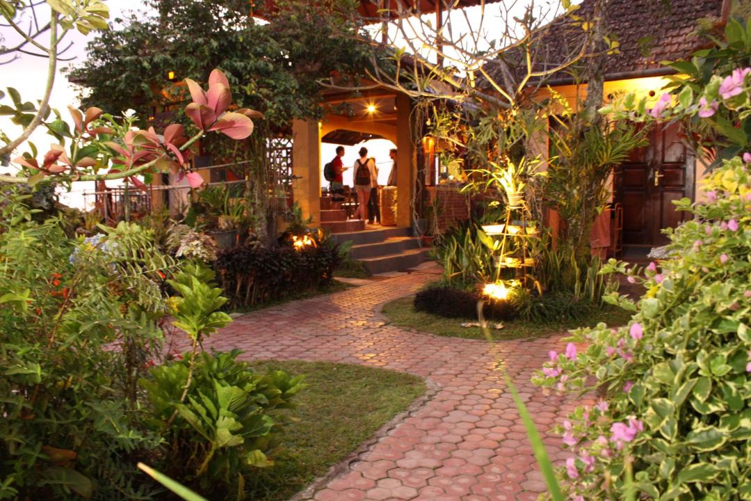 Photo of Others in Munduk