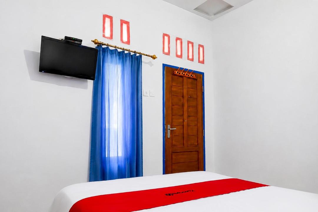 Photo of Bedroom in Batu Karas