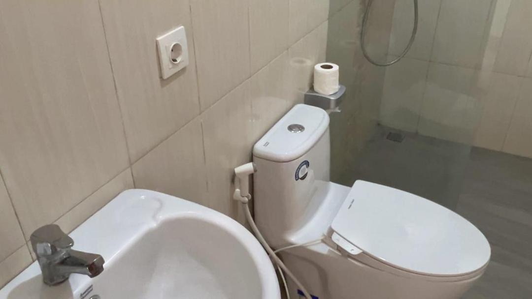 Photo of Bathroom in Sunset Road