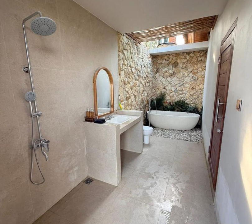 Photo of Bathroom in Tembuku