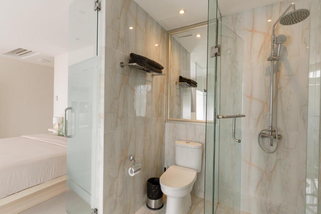 Photo of Bathroom in Sunset Road