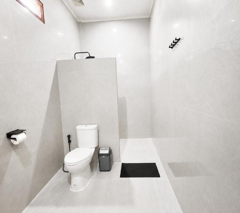 Photo of Bathroom in Bayan