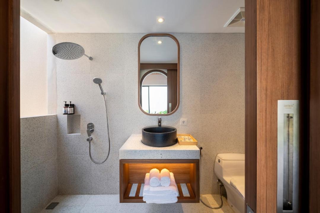 Photo of Bathroom in Sunset Road