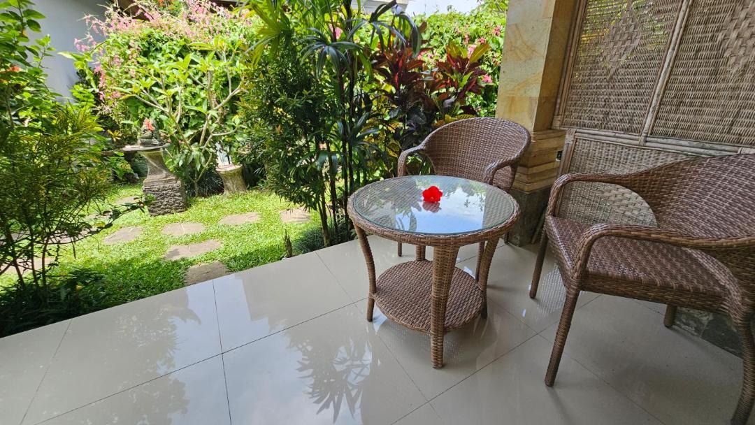 Photo of Patio Balcony in Sambahan