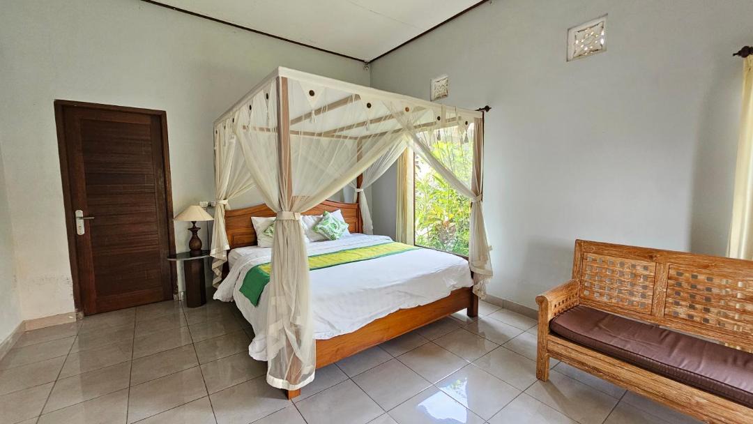 Photo of Bedroom in Sambahan