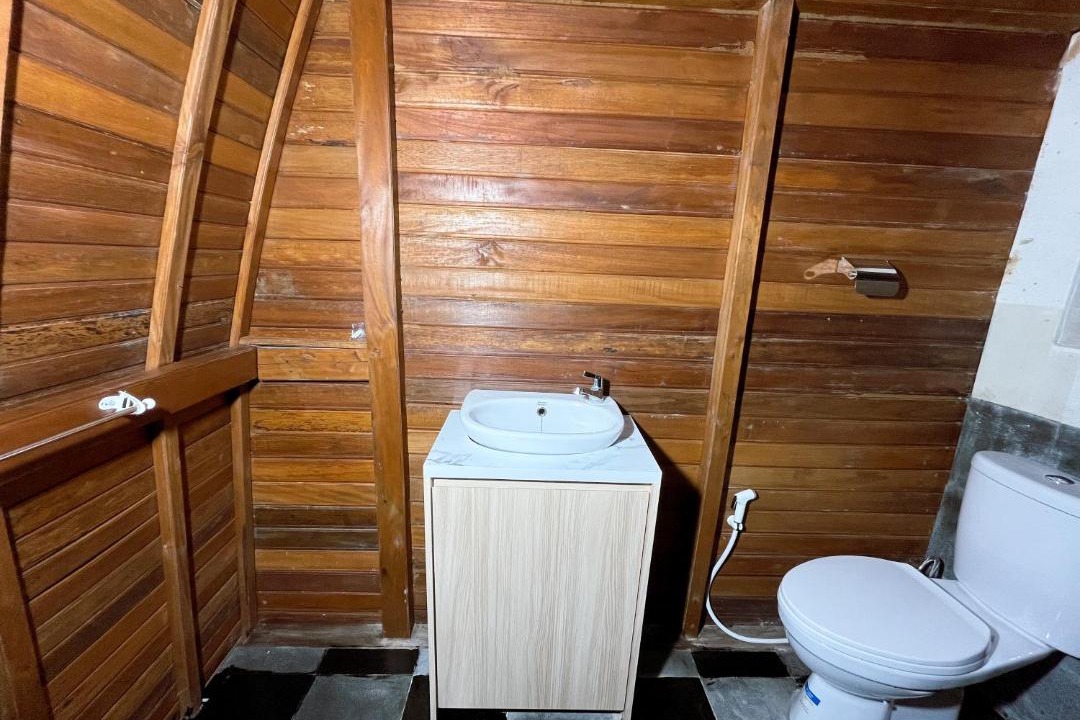 Photo of Bathroom in Babakan