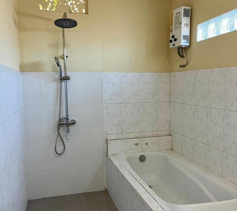 Photo of Bathroom in Sidemen