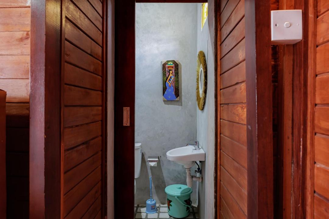 Photo of Bathroom in Saba