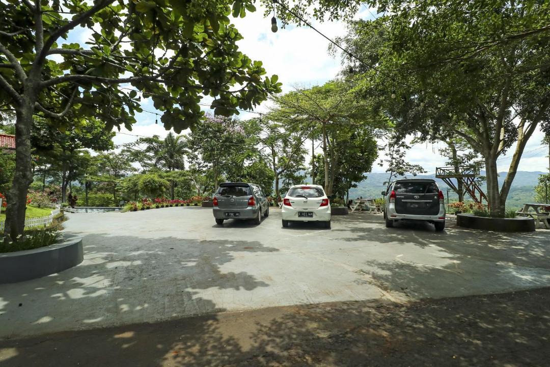 Photo of Others in Rendeh