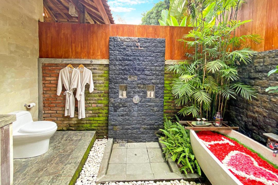 Photo of Bathroom in Sambahan