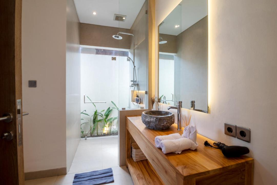 Photo of Bathroom in Mambal