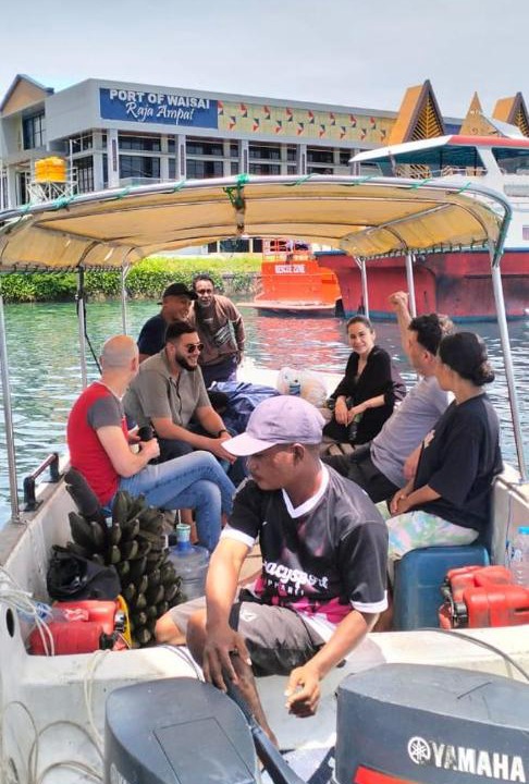 Photo of Others in Mansuar Island