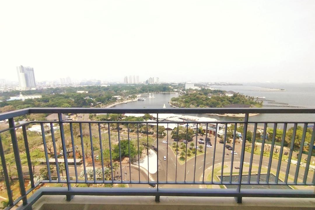 Photo of Patio Balcony in Old Jakarta