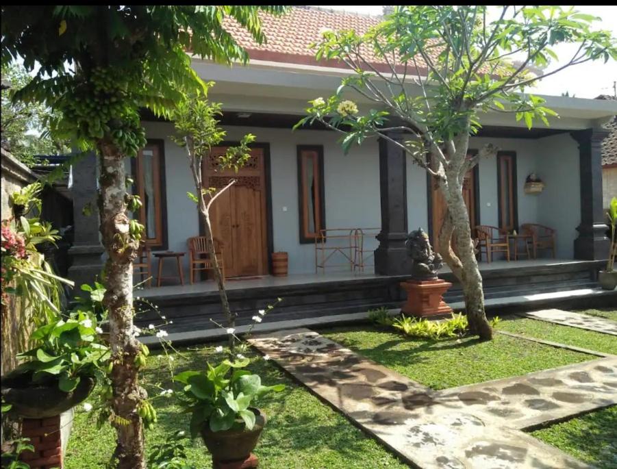 Photo of Others in Kutuh Kaja