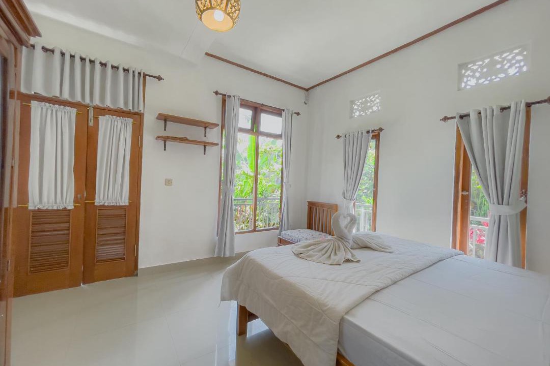 Photo of Bedroom in Sambahan