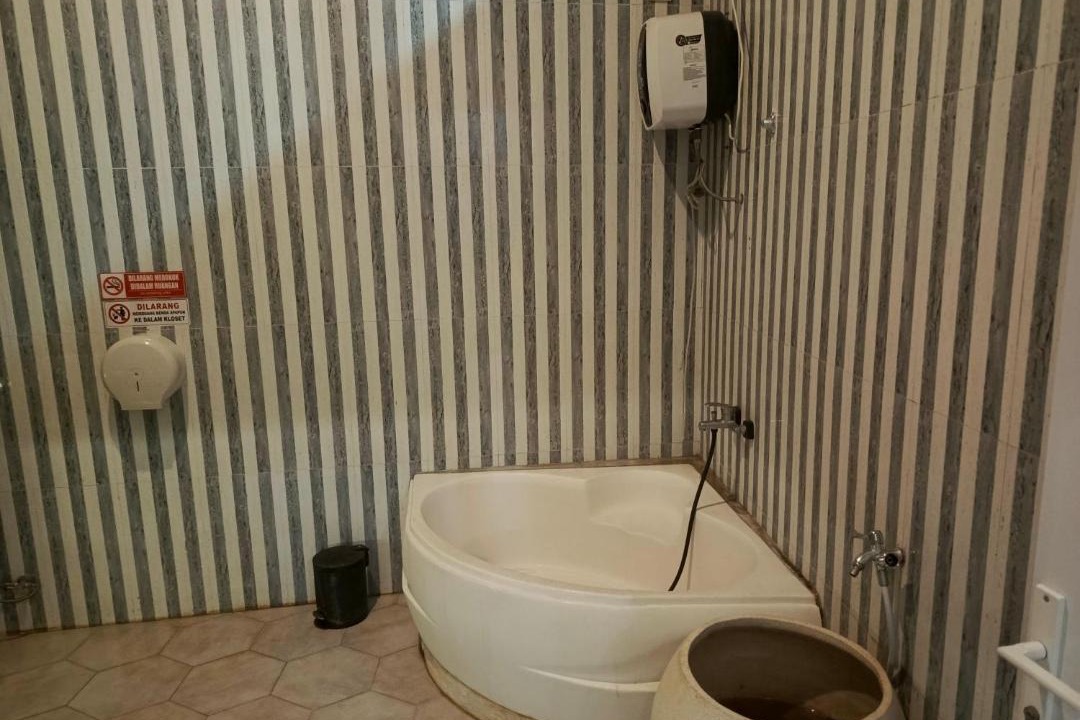 Photo of Bathroom in Rendeh