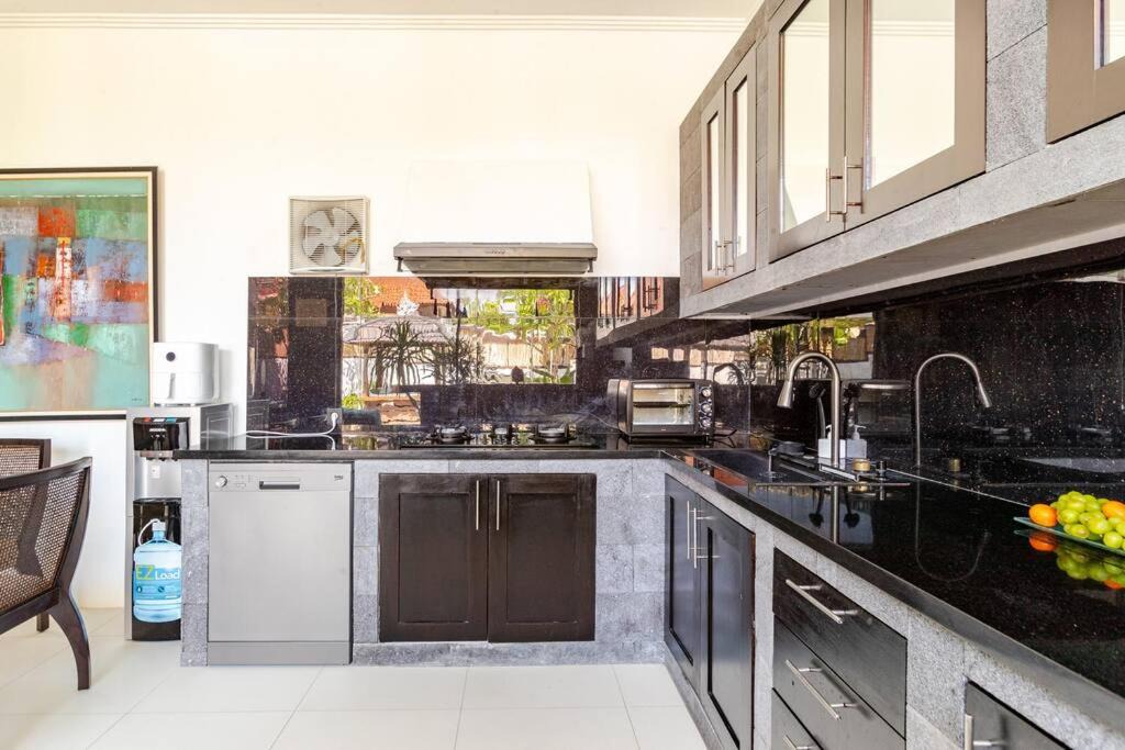 Photo of Kitchen in Kuta Selatan