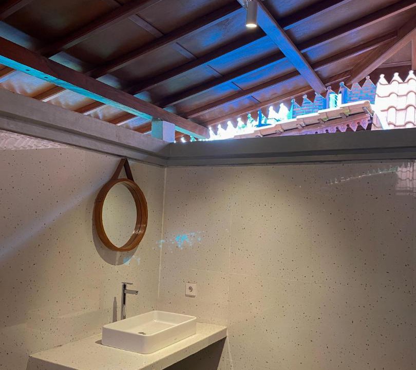 Photo of Bathroom in Kampial