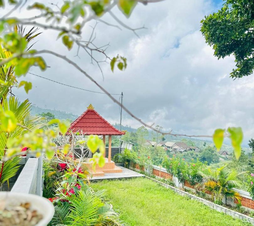 Photo of Others in Besakih