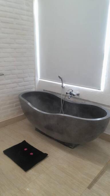Photo of Bathroom in Padangsambian Klod