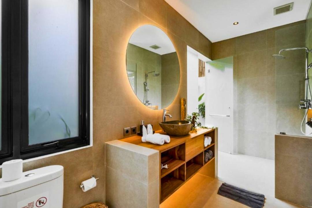 Photo of Bathroom in Petulu