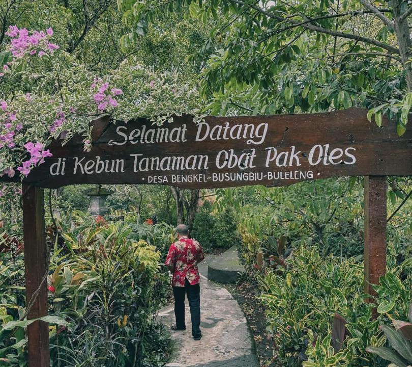 Photo of Others in Munduk