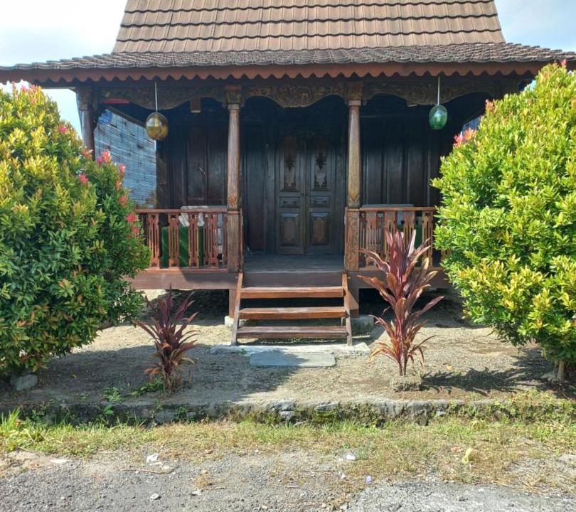 Photo of Buildings in Blahbatuh