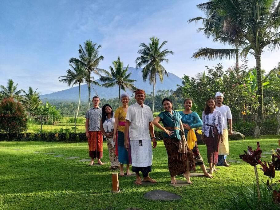 Photo of Others in Selat