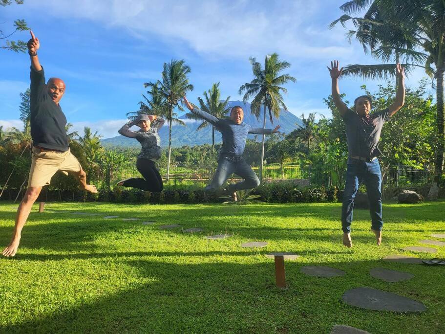 Photo of Outdoor in Selat