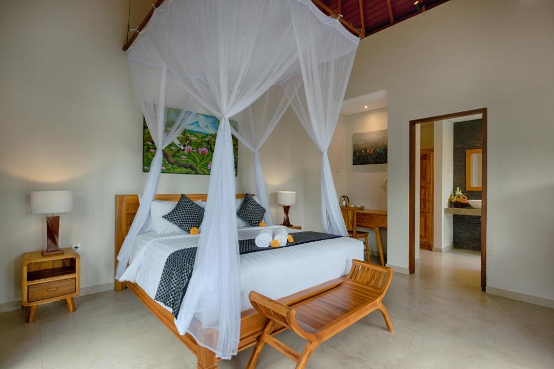 Photo of Bedroom in Keliki