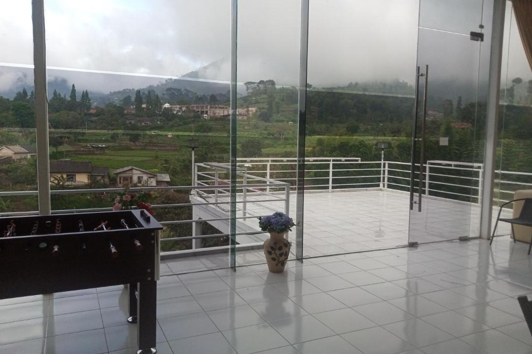 Photo of Patio Balcony in Cipanas