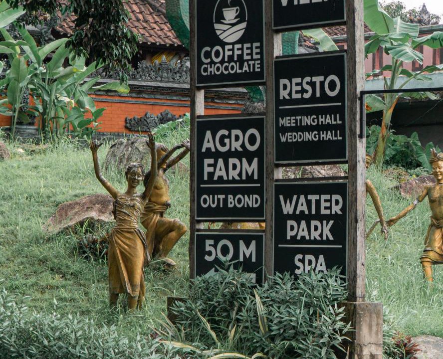 Photo of Others in East Selemadeg